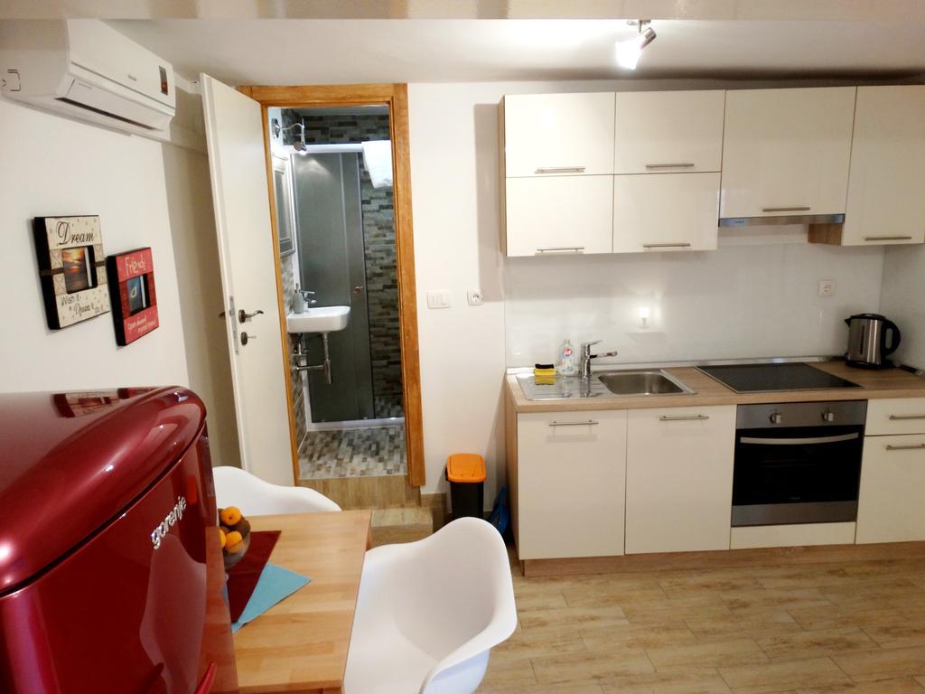 Guesthouse Marileo Split Exteriör bild